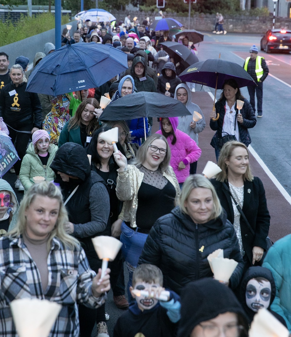 LIGHT IT UP GOLD WALK